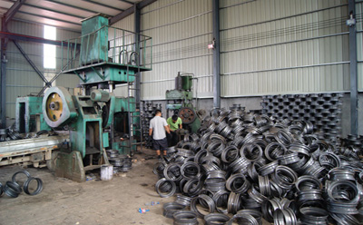 三輪摩托車鋼圈制造
